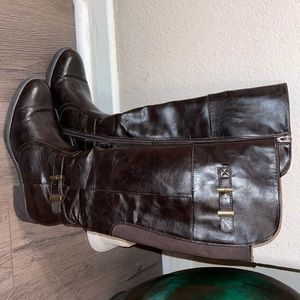 Brown leather zip up boots